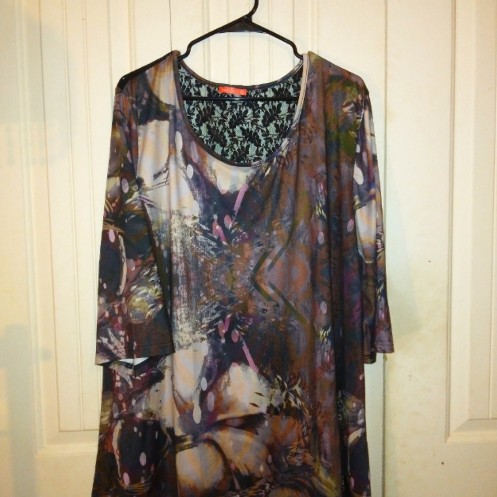 Beautiful fancy Tunic Brand Simply Aster